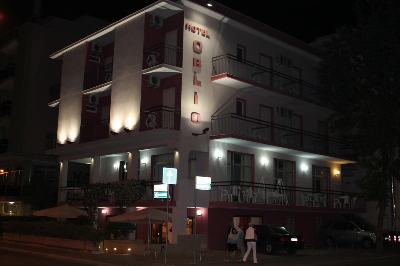 Hotel Oblio Rímini Exterior foto