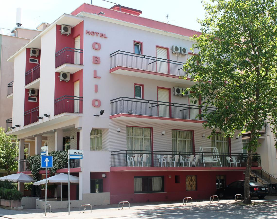 Hotel Oblio Rímini Exterior foto